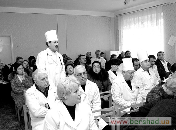 КРИЗА ЗМУШУЄ ЕКОНОМИТИ
