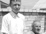На знімку: ветеран Я.Ф. Мельник з правнуком Яковом. В боях за Будапешт