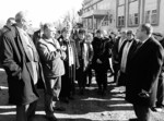 На знімку: рідна Кидрасівка зустріла свого сина теплом золотої осені і сердець людей. "Все це дуже рідне і близьке..."