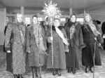 На знімку: виступають учасники художньої самодіяльності Вовчоцького сільського клубу. Фестиваль-конкурс "Різдвяне диво"