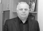  Служив і служить людям