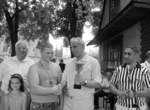 На знімку: голова райдержадміністрації Михайло Бурлака (у центрі), міський голова Михайло Кольченко та голова обласної федерації армспорту Микола Торохтій вручають кубок Дмитрові Пастуху. Фото автора Відкритий турнір з армрестлінгу