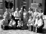 На знімку: учасники народного аматорського фольклорного ансамблю «Берегиня» з директором обласного центру народної творчості Тетяною Цвігун (у центрі). "Берегиня" на святі фольклору