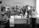 На знімку: учасники літературних читань «Сторінками творчості Василя Думанського» в Баланівській сільській бібліотеці. Книги - ліки від безсилля