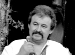  Гарний господар, музикант, сім'янин