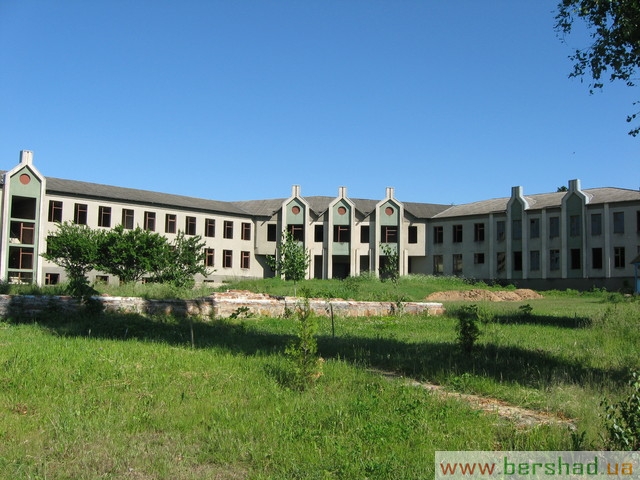 Недобудована нова школа в Баланівці