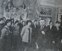 У конституційному залі шляхівського музею - молодь села. 1978р.