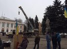 <b>У Бершаді знято пам'ятник В. Леніну</b><br />&#160;Не те, щоб повалено чи по-звірячому розтрощено. Просто вранці його не було на звичному місці. На його місці...