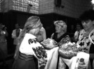 Короваї – матерям загиблих на Сході воїнів Юрія Коваленка та В’ячеслава Дремлюха. Фото Руслана ХРАНОВСЬКОГО.